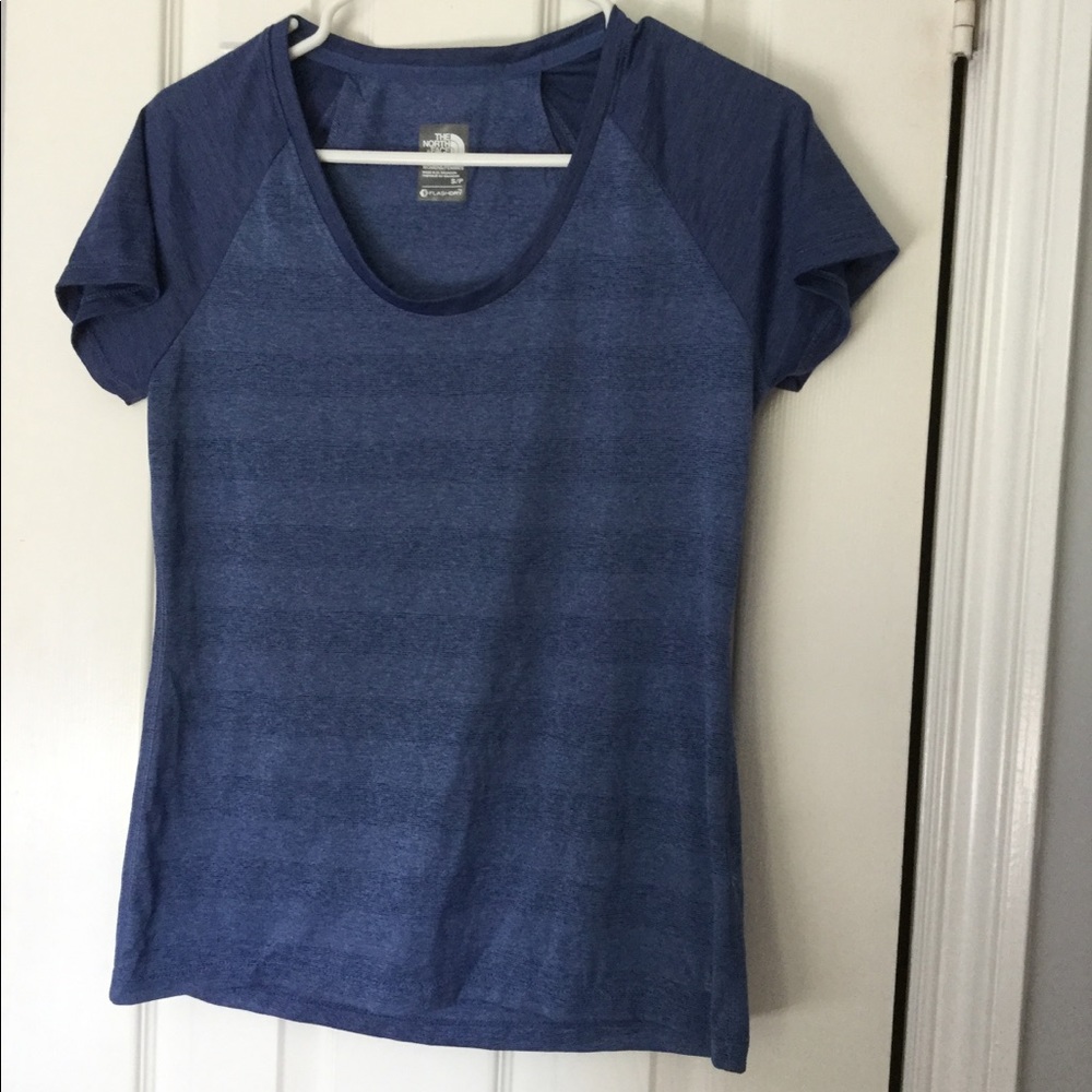 The NORTH face top size S